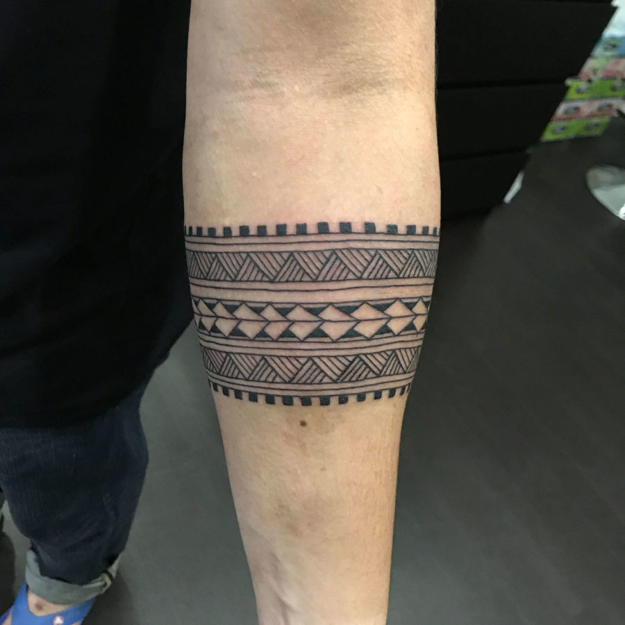 Polynesian Maori Armband Tattoo
